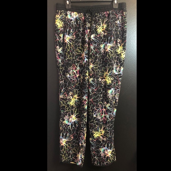 BCBGMaxAzria Pants - BCBGMaxAzria Black Multicolor Abstract Print Pants